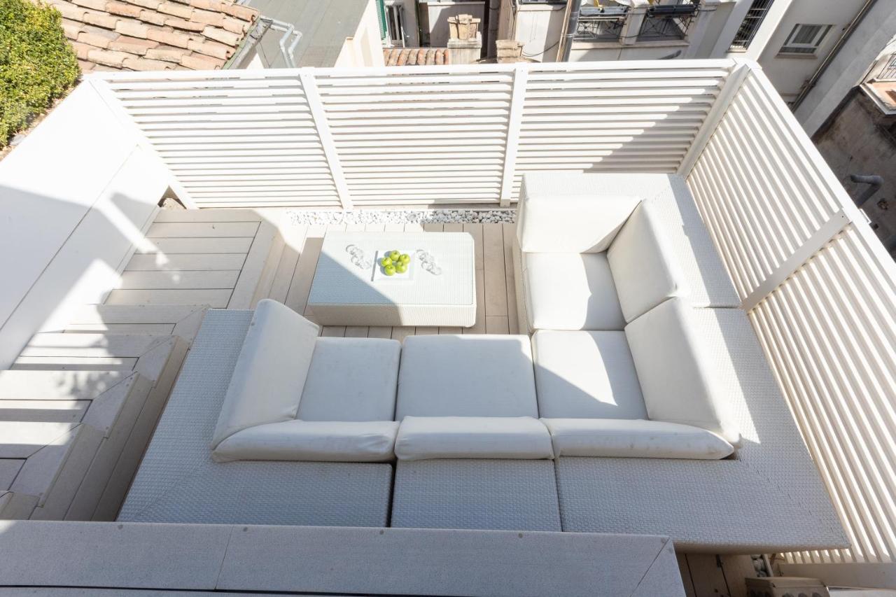 Amazing Piazza Venezia With Jacuzzi And Terrace Apartment
