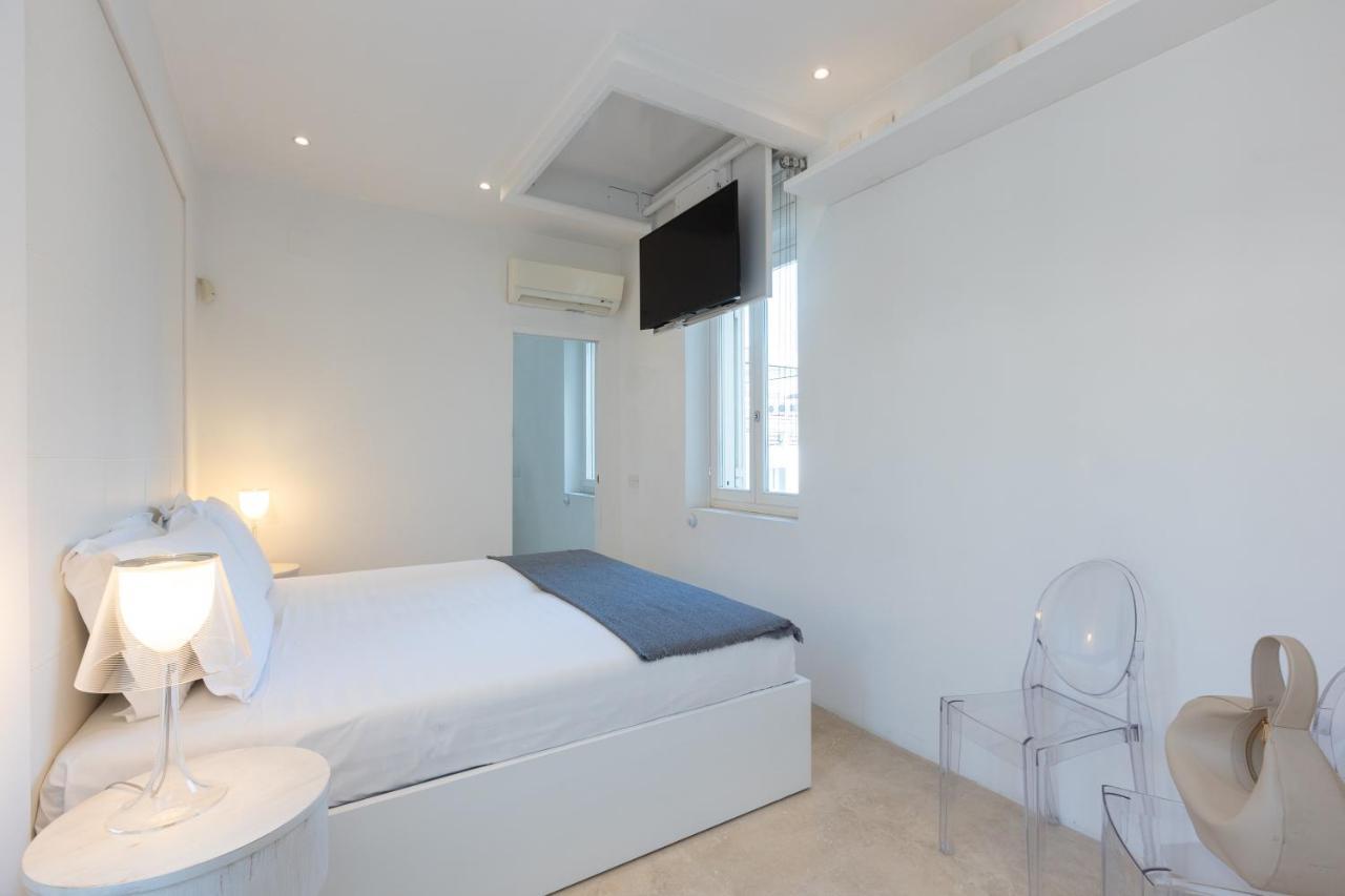 Amazing Piazza Venezia With Jacuzzi And Terrace Apartment Rom