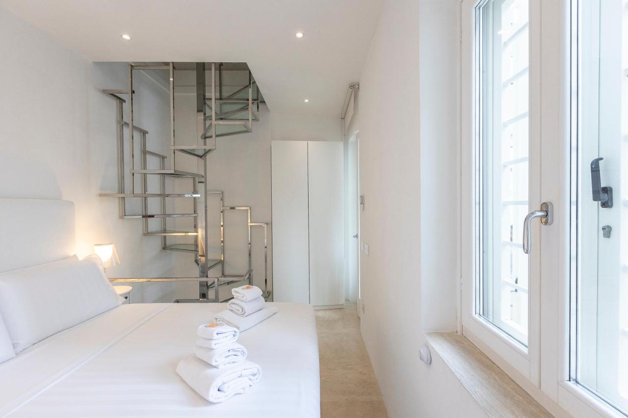Amazing Piazza Venezia With Jacuzzi And Terrace Apartment