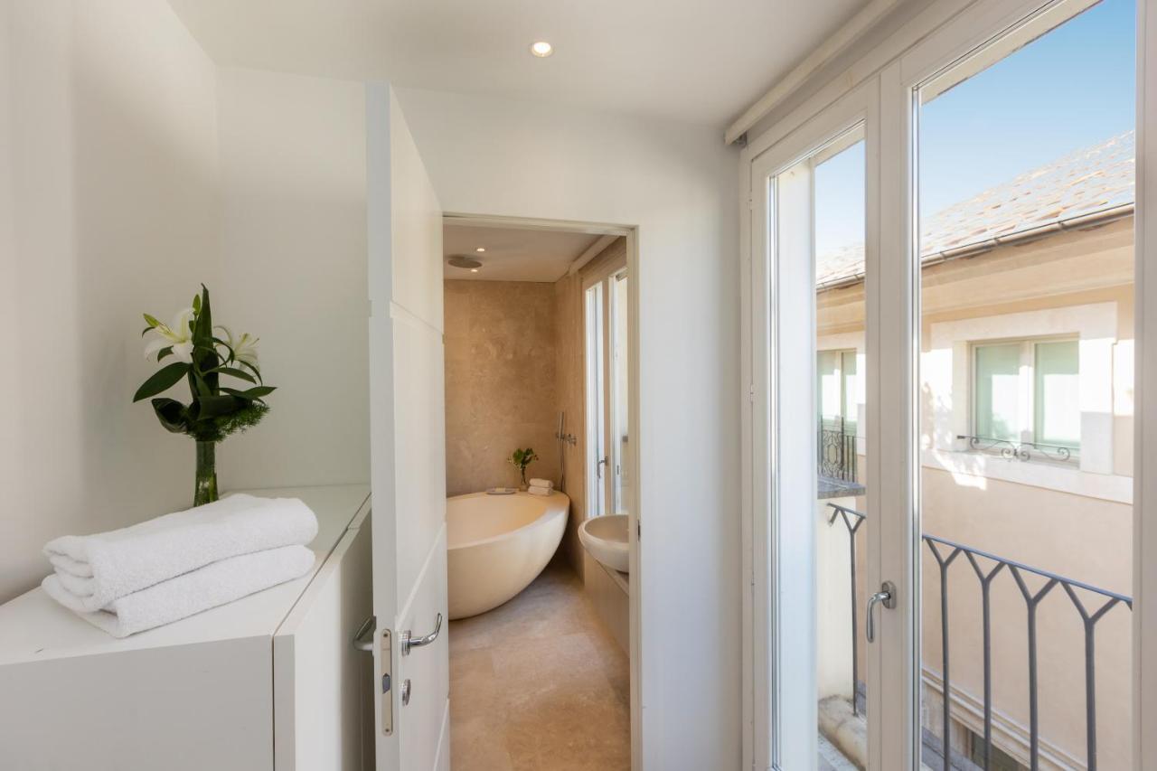 Apartment Amazing Piazza Venezia With Jacuzzi And Terrace