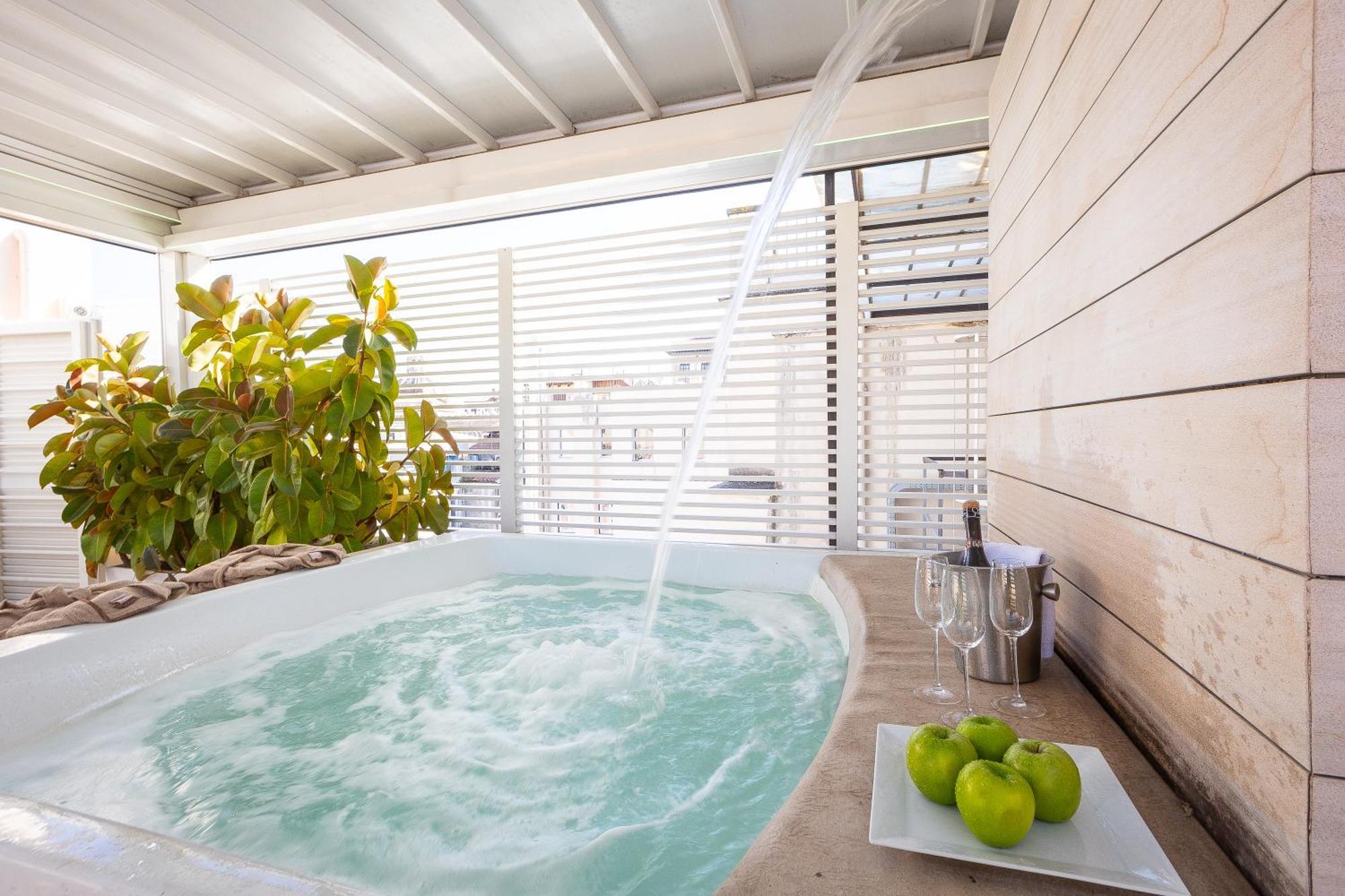 Amazing Piazza Venezia With Jacuzzi And Terrace Rom